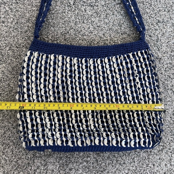 Soda Can Pull Tab Blue Crochet Mesh Crossbody Bag With Zip Closure - Picture 5 of 11